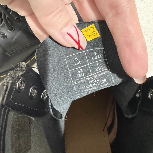 Dr. Martens 1460 8-eye boots in black smooth leather Men’s 9 Women’s 10 - Picture 7 of 7